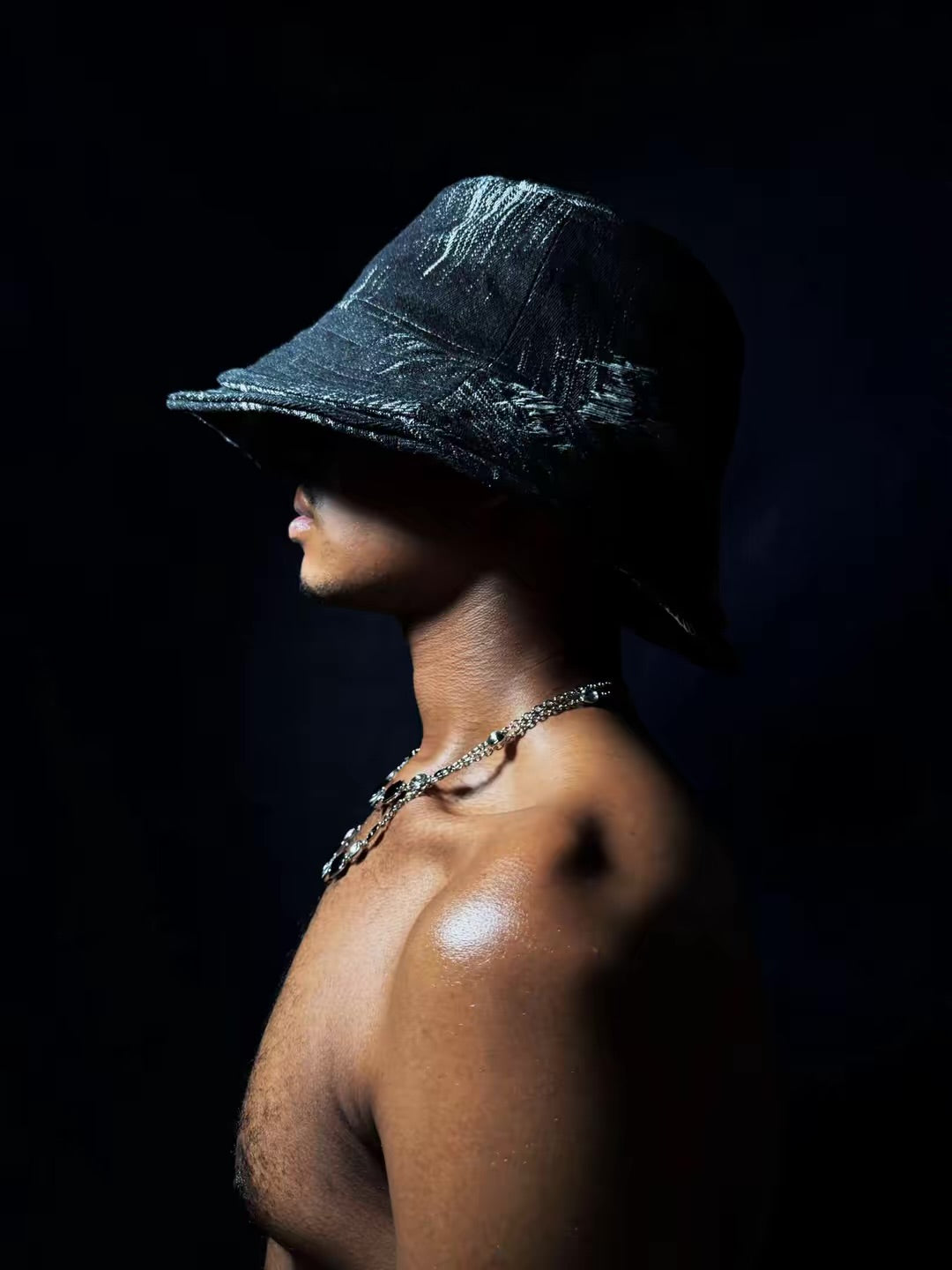 TAURUS BUCKET HAT